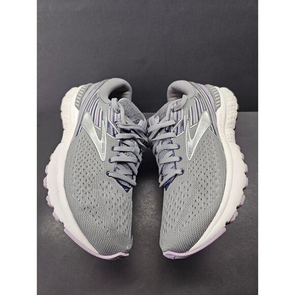 Brooks Women 9 Comfy footwear - Picture 12 of 12